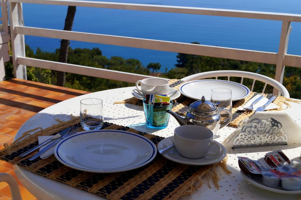 Sea View Sirolo Di Amedeo Bed & Breakfast Exterior photo